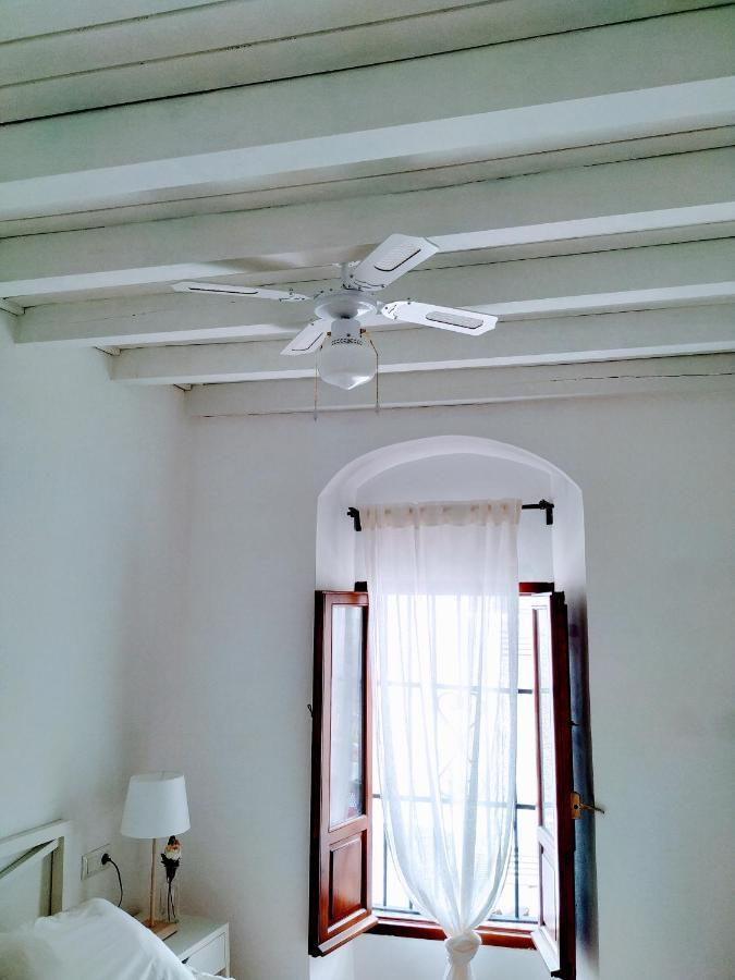 Carola Guesthouse Тарифа Екстериор снимка